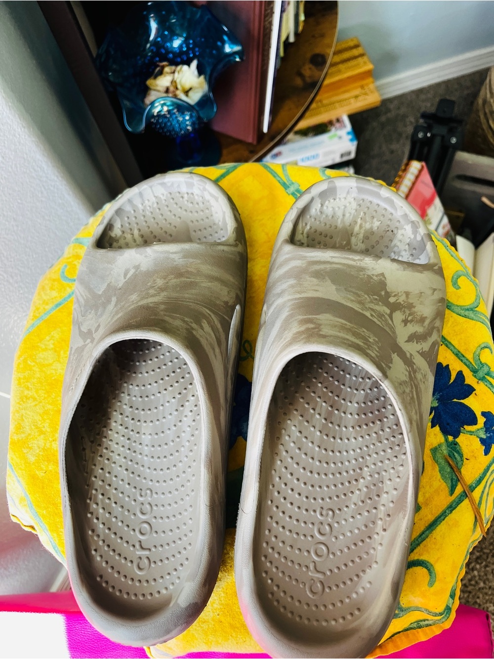 CROCS Mellow Recovery Slide Sandals M7 W9 - Picture 6 of 6